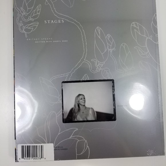 Britney Spears Stages new book original sealed - Picture 3 of 5